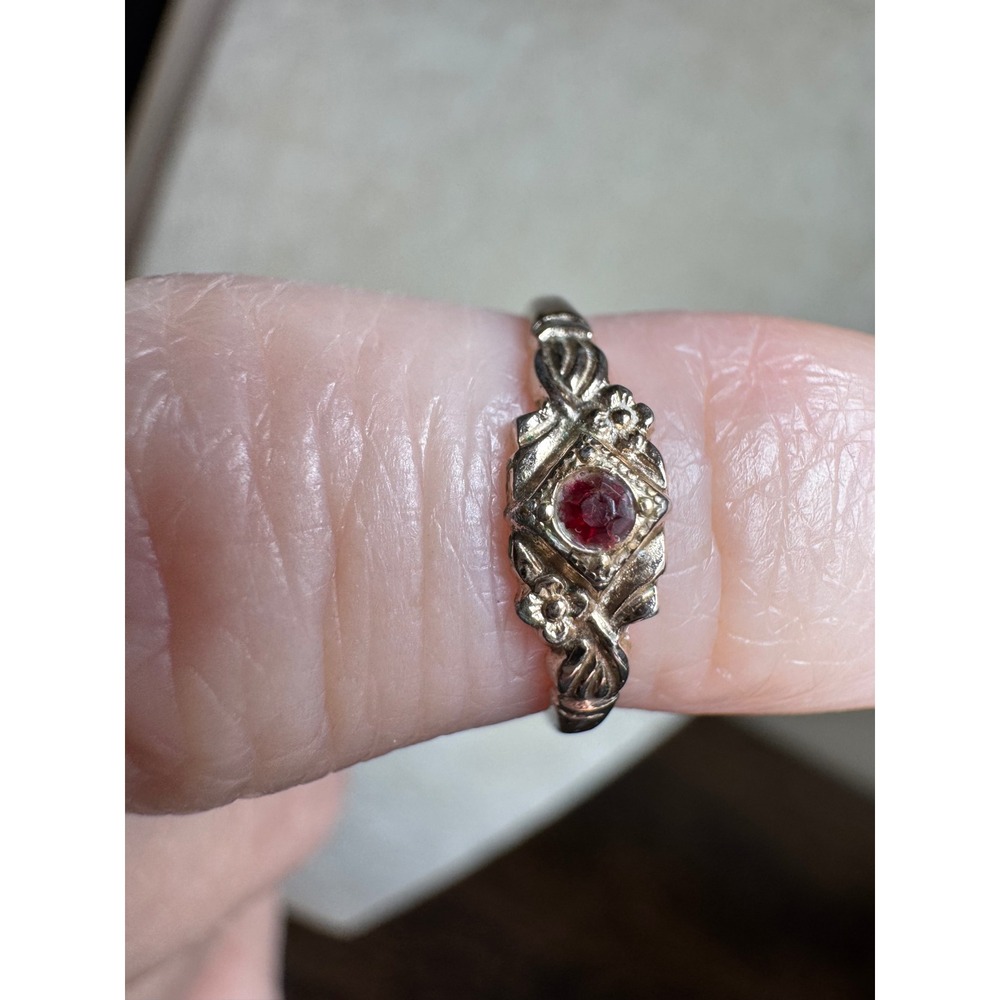 Vintage Uncas Gold Tone Red Faux Ruby Floral Bypass Stack Ring Size 2 Adjustable